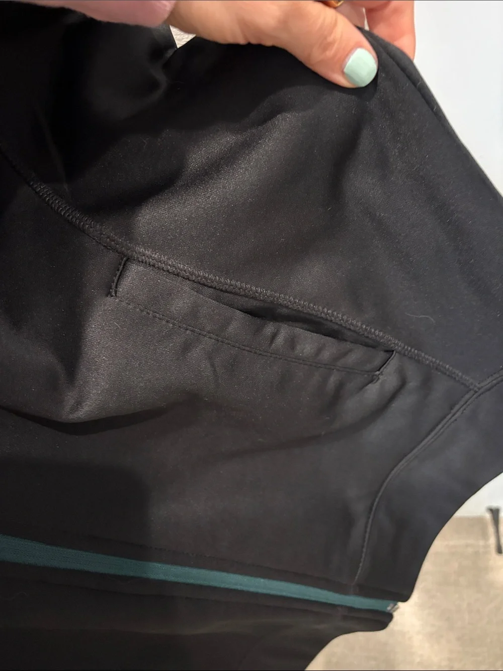 Men's Philadelphia Eagles Black & Teal Zip-Up Hoodie Jacket with pockets XL